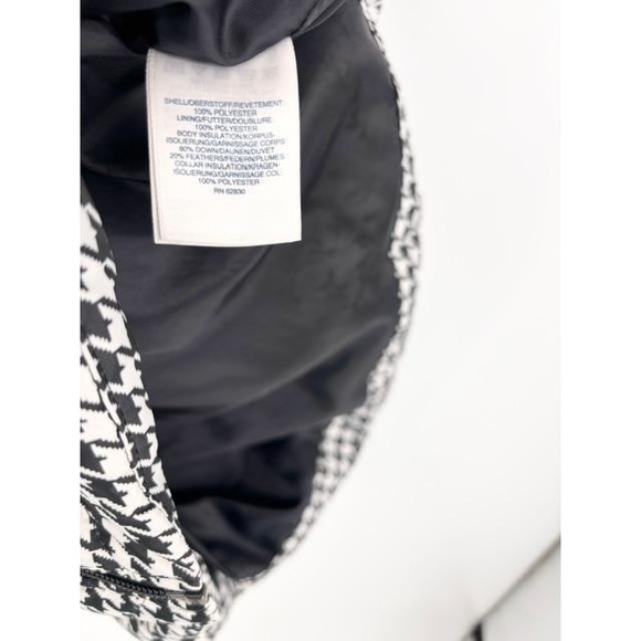 Lands End Quilted Houndstooth Puffer Vest Size Medium Black White Warm Outdoor - Picture 8 of 8